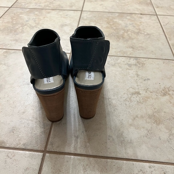 Steve Madden Women's NONSTP, Blue Leather, 9.5 M US - Picture 9 of 9